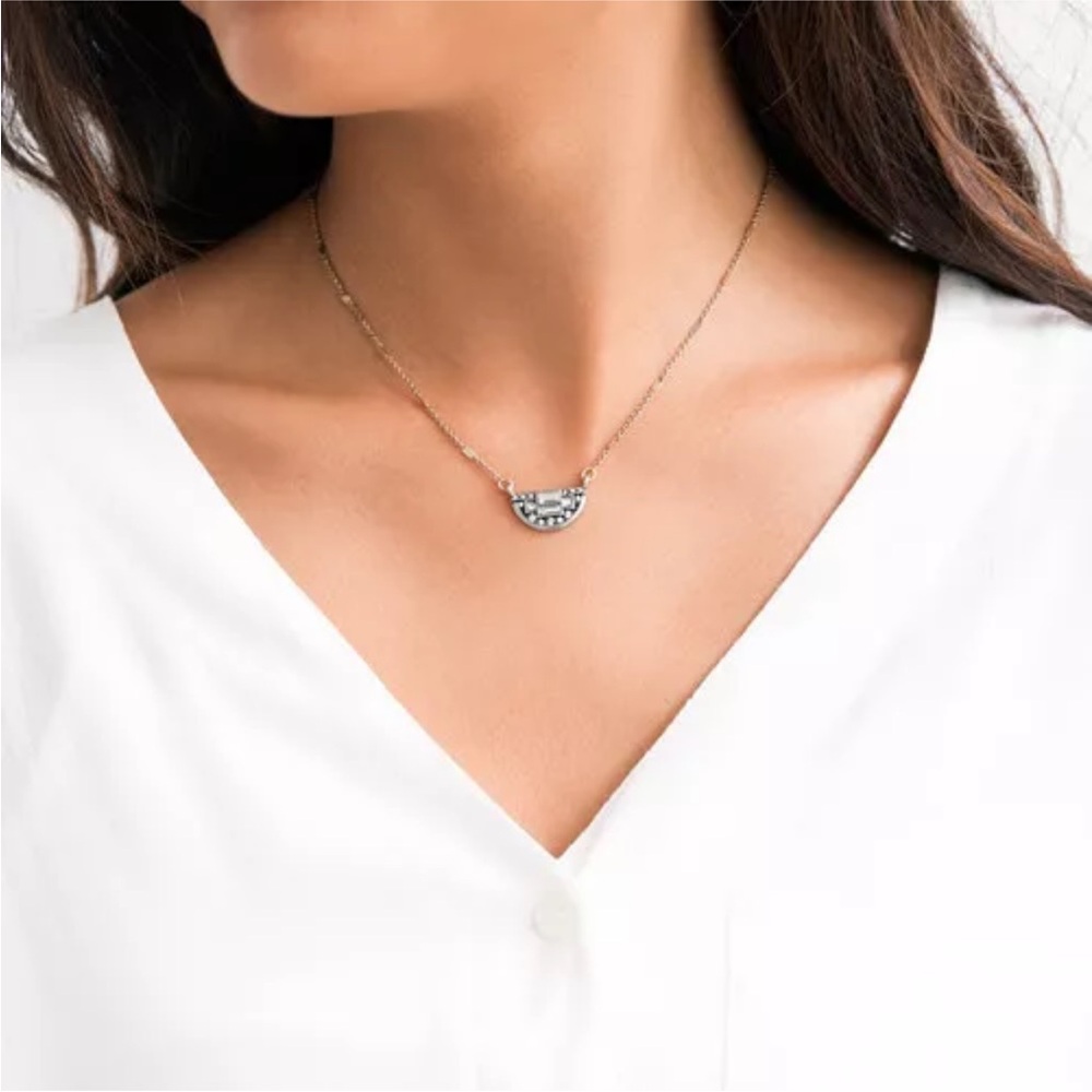 Chloe + Isabel Grand Cabaret 3-in-1 Convertible Necklace Holiday in Paris 2016 - Picture 8 of 8